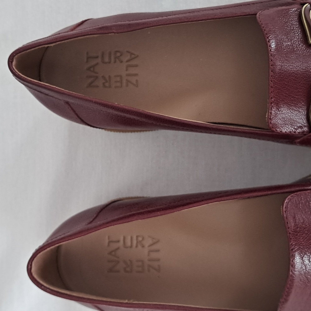 Naturalizer‎ Theo Loafer. Womans Size 8. Cranberry. - Picture 3 of 13